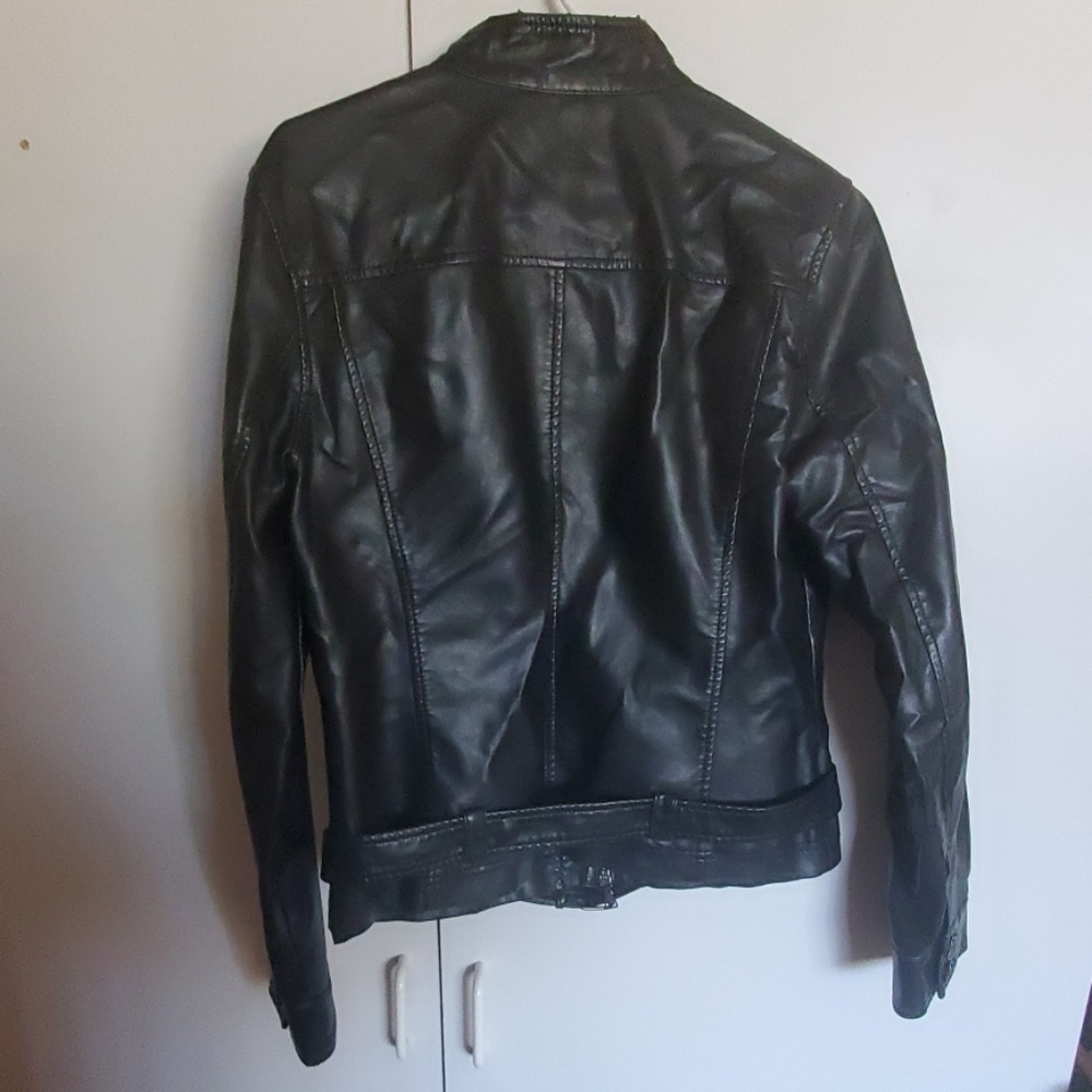 Leather jacket - Picture 2 of 2